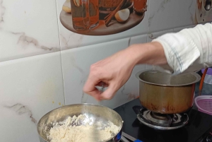 Jodhpur: Kasvisruoanlaittokurssi paikallisen perheen kanssa