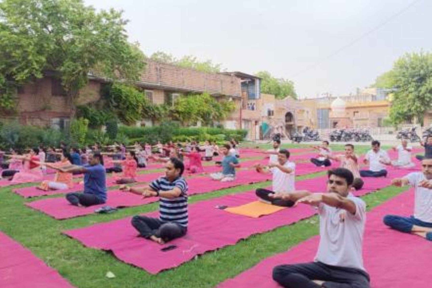 Jaipur : Private Sightseeing Tour with Guide & Hidden Gems