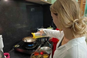 Jaipur: Kitchen is yours Cooking class with Pickup & Drop