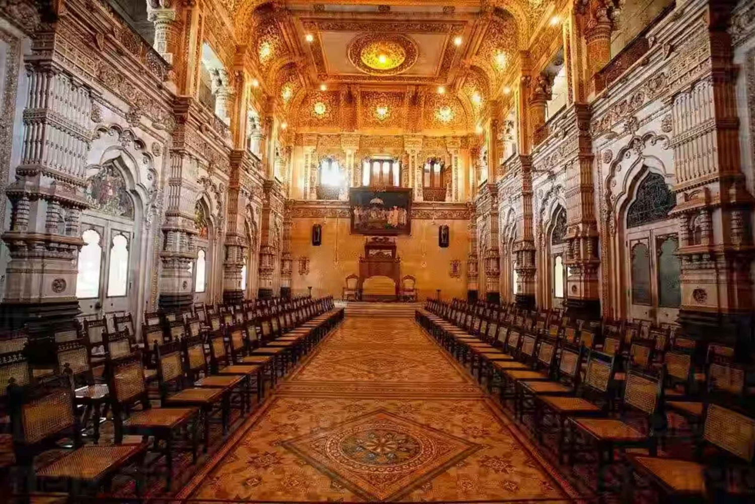 Kota: Kolhapur Heritage & Culture Day Trip with Flights