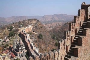 Kumbhalgarh Fort: Full-Day Private Tour with Lunch