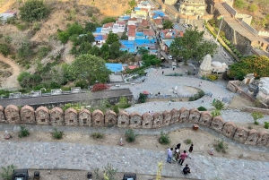 Kumbhalgarh Fort tour with english speaking guide