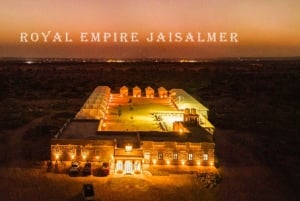 Роскошный кемпинг в центре пустыни Тар.