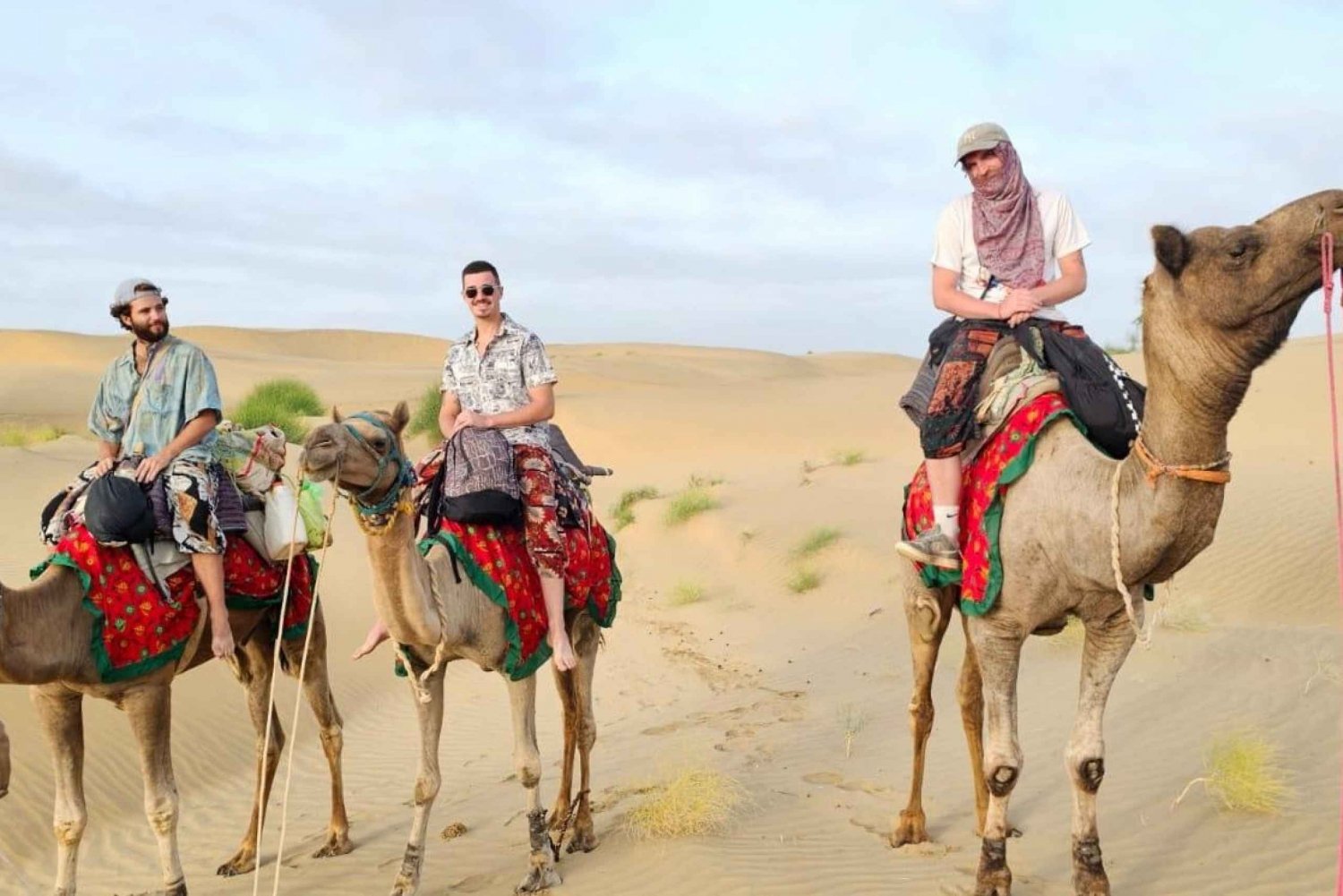 Marvin 2 Nächte 3 Tage nicht-touristische Kamel- und Wüstensafari