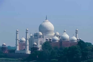 Экскурсия к Тадж-Махалу при лунном свете с берега реки Ямуна