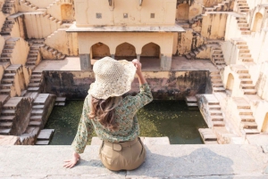 Mystiska Abhaneri-Bhangarh: guidad heldagstur från Jaipur