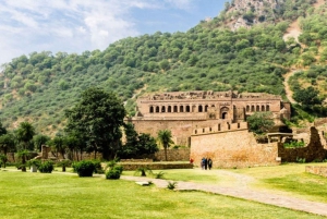 Mystical Abhaneri-Bhangarh: Full Day Guided Tour from Jaipur