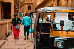 Jaisalmer: Excursión de un día por la ciudad en Tuk-Tuk