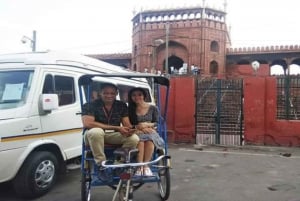Nueva Delhi: Excursión Privada de un Día por lo Viejo y lo Nuevo con Entradas