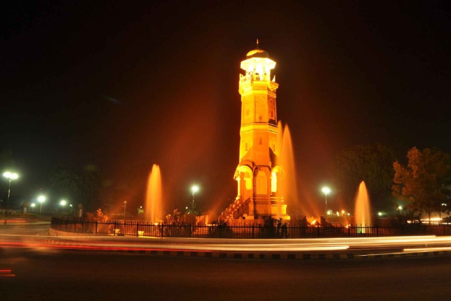 Night Walk in Bikaner: Culture, Lights & Stories with Local