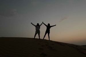 Nomadische 2 nachten 3 dagen niet-toeristische kameel- en woestijnsafari