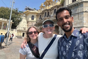 Heritage Walk with Culture, History & local taste experience