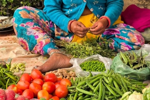 Heritage Walk with Culture, History & local taste experience