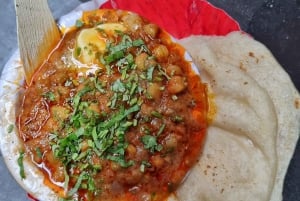 Old Delhi: Guided Street Food and Culture of Delhi