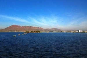 VIAGGIO NOTTURNO A PUSHKAR E AJMER DA JAIPUR