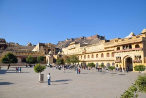 Privat 7-dagars tur i Delhi, Jaipur, Agra och Varanasi
