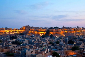Tour privato di un'intera giornata della città d'oro di Jaisalmer con guida