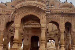 黄金の街ジャイサルメールのプライベート 1 日ツアー