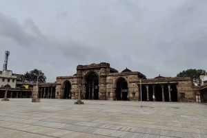 Private halbtägige Stadtrundfahrt durch Ahmedabad mit Guide