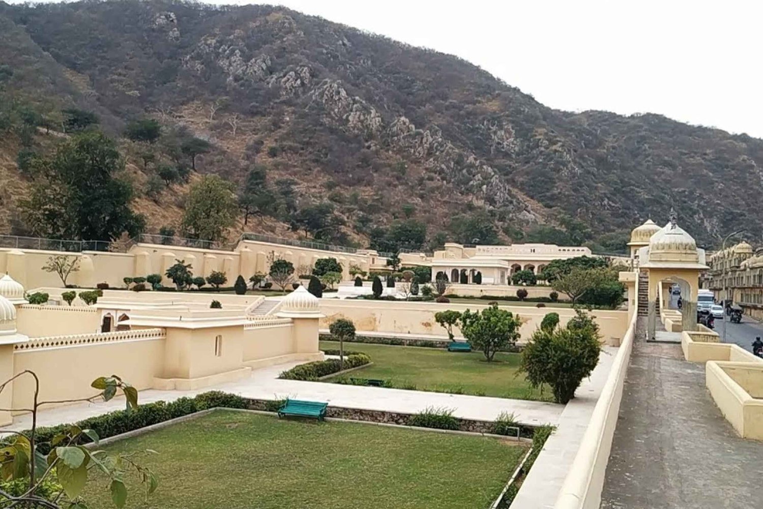 Private Jaipur sightseeing Tour by Car - All Inclusive