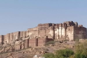 tour privato della città di Jodhpur Giro turistico Con autista e guida
