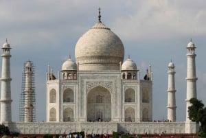 Gita privata di 1 giorno al Taj Mahal e ad Agra con biglietto d'ingresso
