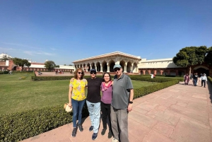 Private Taj Mahal Day Trip by Express Train With Lunch