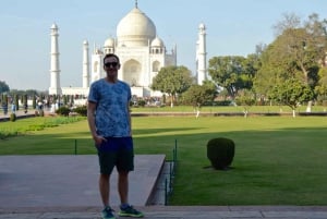 Tour privado ao Taj Mahal com almoço 5* saindo de Delhi/Jaipur