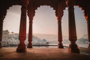 Pushkar: Narwar Garh Fort Tour mit Foodwalk