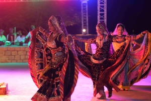 Rustige en vredige nacht in luxe woestijnkamp