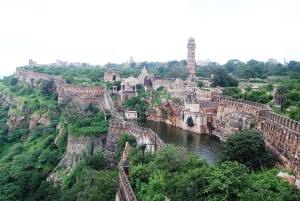 Rajasthan: 3 giorni di tour guidato unico a Udaipur e Chittorgarh