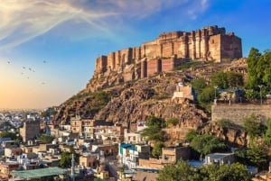 Jaipur-kaupunkikierros: kaupungin palatsi, Jantar, Hawa & Jal Mahal