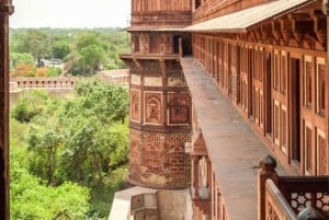 Rajasthan tours: Luxury and private tour by car with guide.