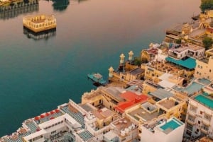 Rajasthan tours: Luxury and private tour by car with guide.