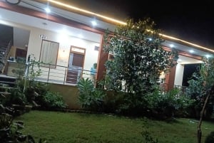 ランタンボール：ジャングル＆ボートサファリ（ホテル宿泊付き）