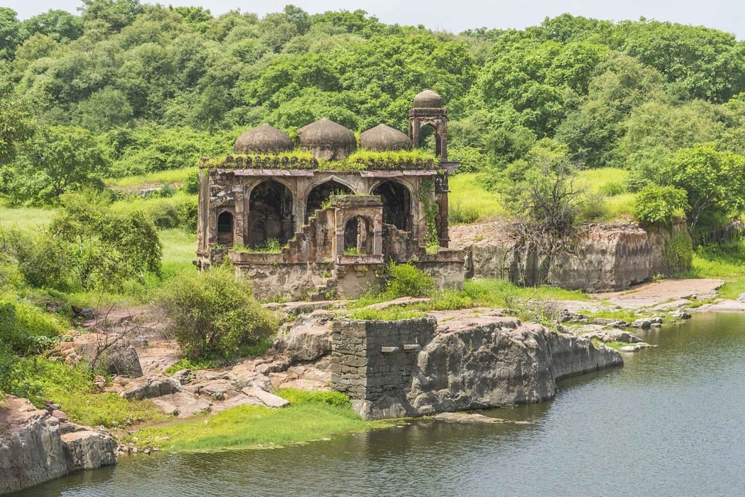 Transport w obie strony Ranthambore Fort Ganesh Temple w Cyganie