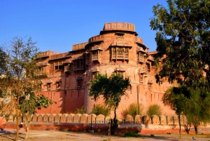 Royal Bikaner: Guided Half-Day City Tour with Hotel Pickup