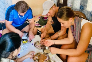 Udaipur: lezione di cucina in famiglia e thali reale del Rajasthan