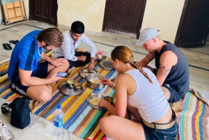 Udaipur: lezione di cucina in famiglia e thali reale del Rajasthan