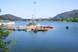 Tour von Udaipur nach Mount Abu am selben Tag