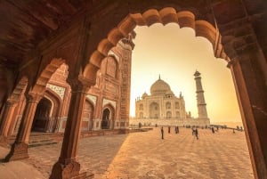 Jaipur: Guidad soluppgång Taj Mahal & Agra dagstur