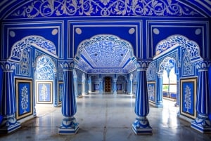 Super Jaipur Tour From Delhi in a Private Car- All Inclusive