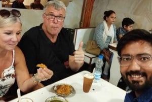 Taste of Jaipur (2 Stunden geführte Street Food Tour mit Einheimischen)
