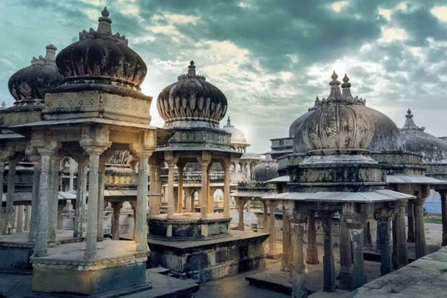 ウダイプールの完全な体験: 1 日ツアー