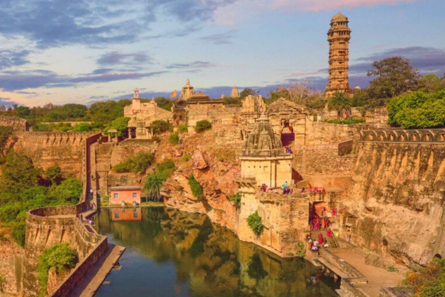 Transfer From Udaipur To Jaipur Via Chittorgarh Fort