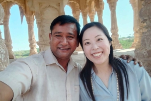 Tuk Tuk -kaupunkikierros Ramesh Jodhpurin kanssa.