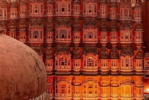 Zwei Tage Jaipur Tour mit Reiseleiter im Privatwagen.