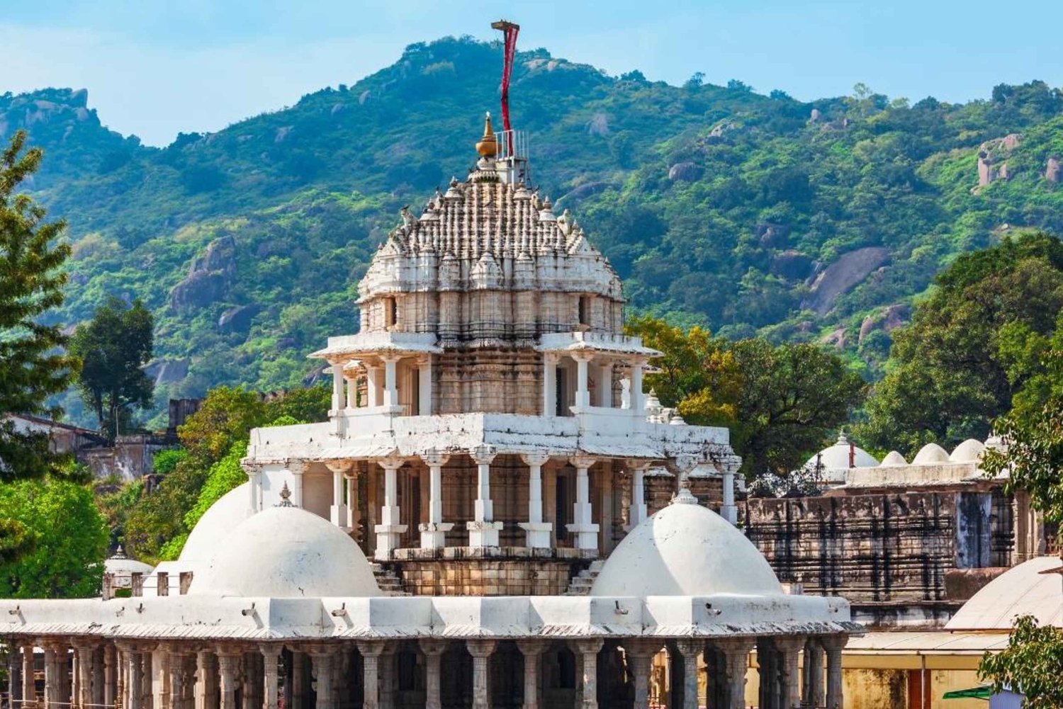 Udaipur: 4-Day Mount Abu Hill Station Tour