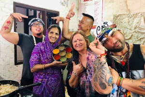 Udaipur: Authentic Indian Cooking Class with Lunch or Dinner