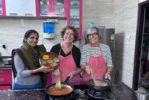 Udaipur: Authentic Indian Cooking Class with Lunch or Dinner